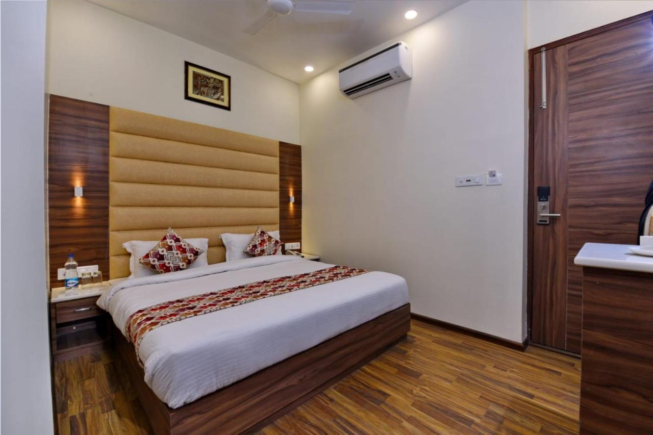 Belofte Yonit Inn Amritsar Exterior foto
